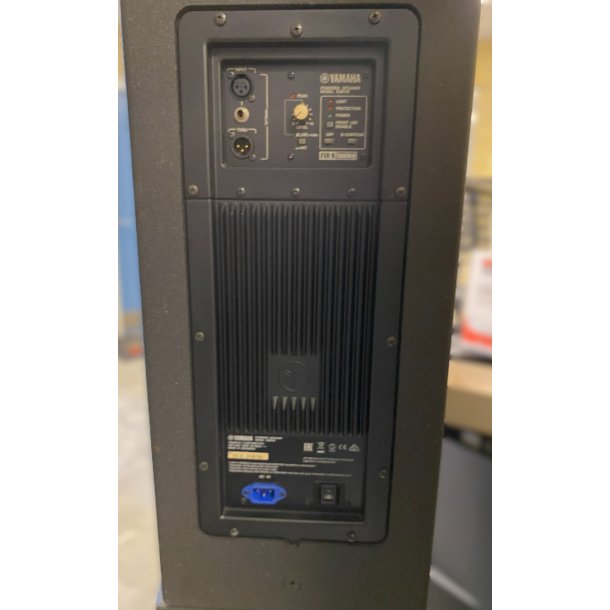 (BRUGT) Yamaha DSR115 1300W 15" Powered Speaker St